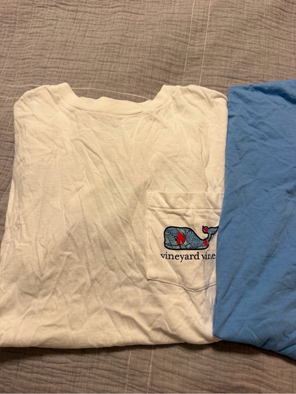 Vineyard Vines T-Shirt Bundle - Picture 5 of 7